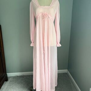Vintage Montgomery Ward Pink Sheer Nightgown Lace Trim Maxi – USA – Size 9J